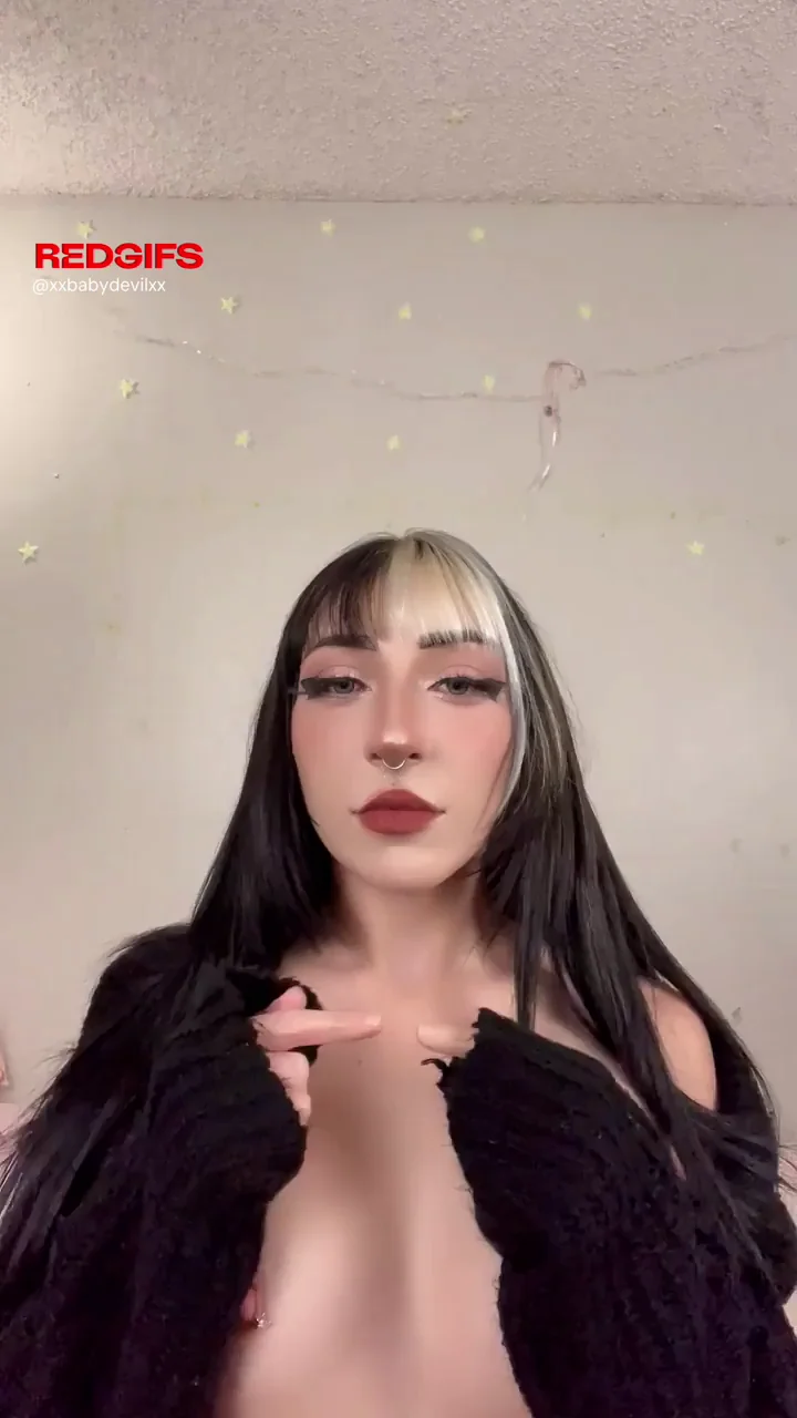 Plz Cum for This Ahegao Slut 😫💦