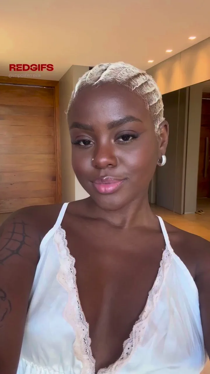 Your favourite girl is here