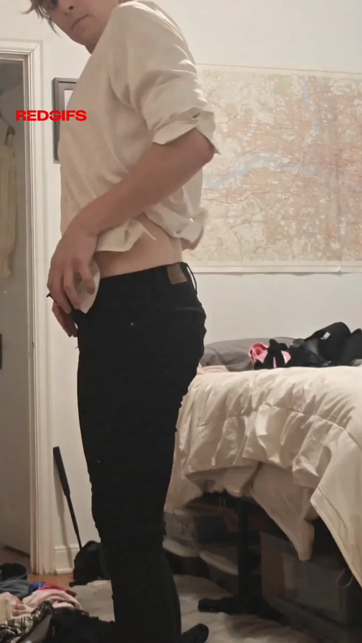 Trans Slut's Buttplug Tease Under Tight Jeans