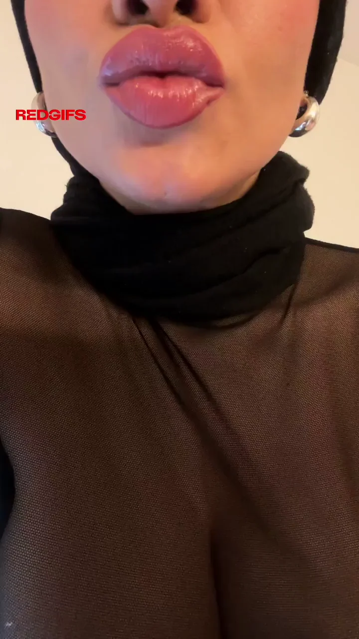 Picking the first 75 redditors who say YES to send my nudes.