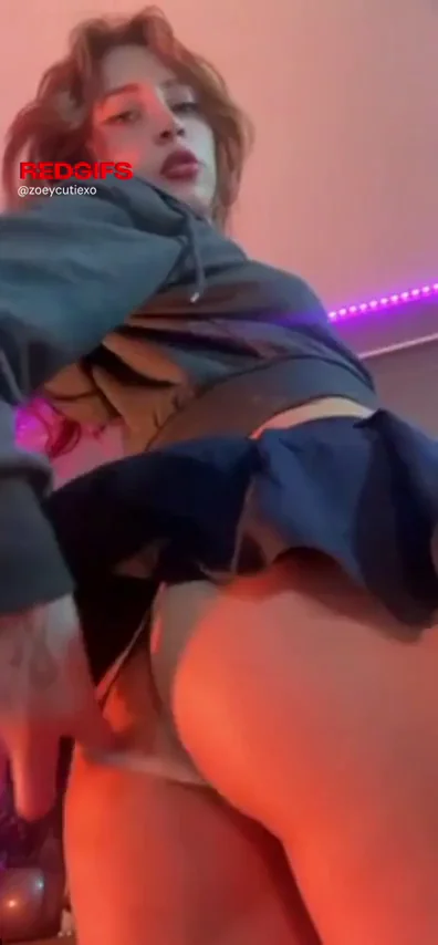 Gym Slut Begs: Can I Be Your Sweaty Fuck Toy?