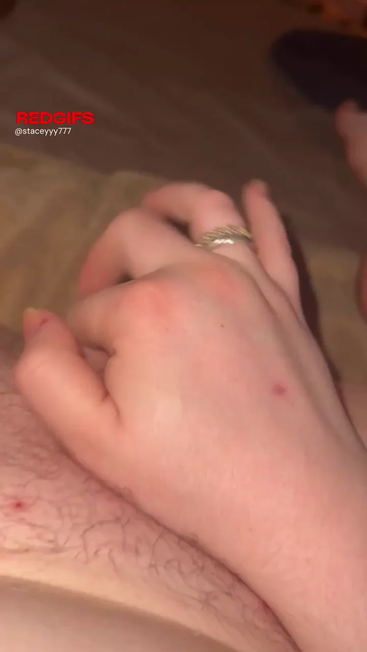 💦 Soaking My Bed with Wild Clit Rubbing Squirt Fest 🔥