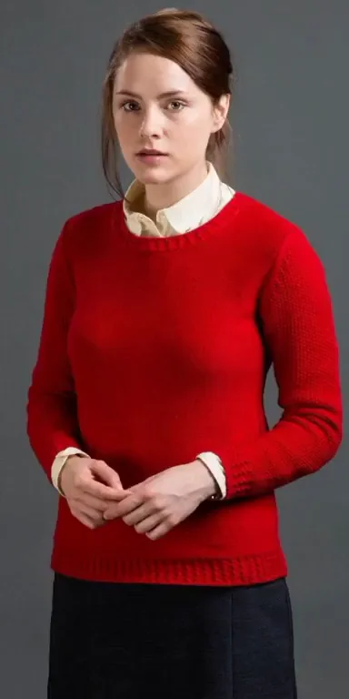 Sophie Rundle's Juicy Tits Bigger Than You Thought 🍒🔥