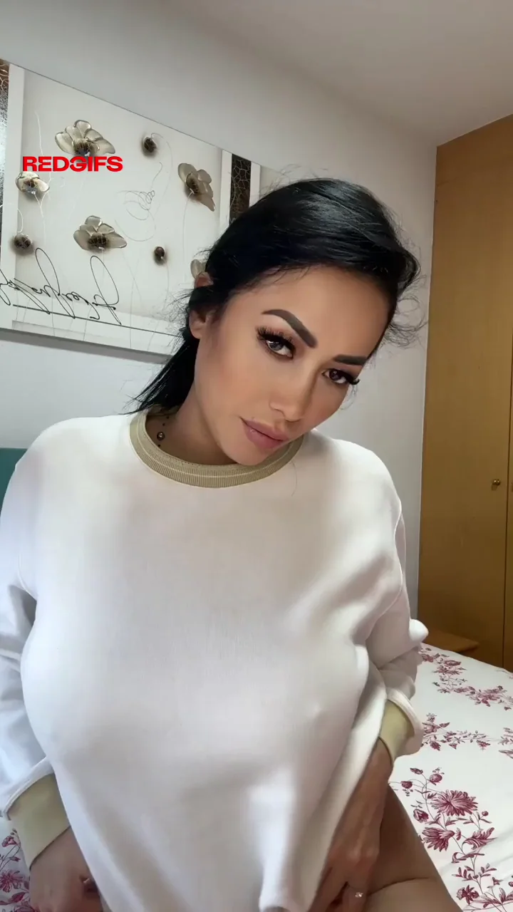 Taste My Juicy Latina Tits? 😋💦🔥