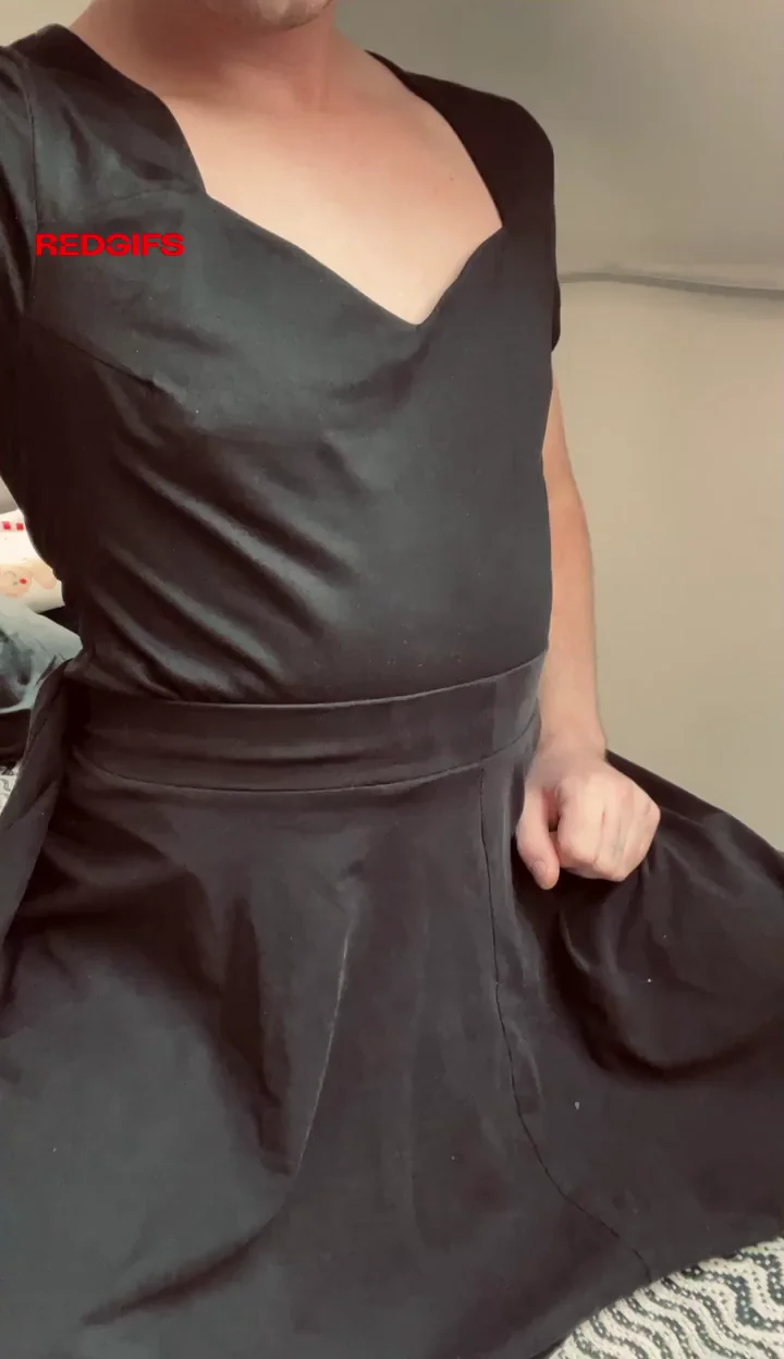 🤫 Twink Sissy Tease in Tight Black Dress 😈🍑
