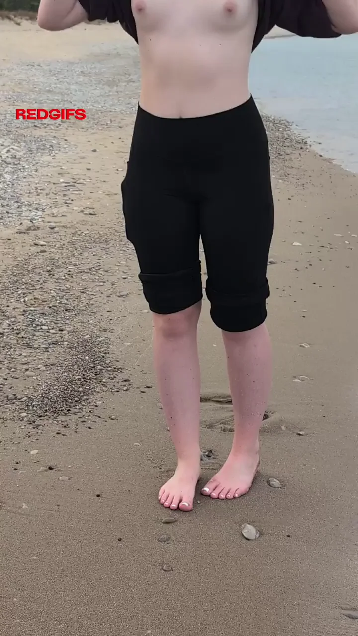 Dared to show of(f) at Lake Michigan