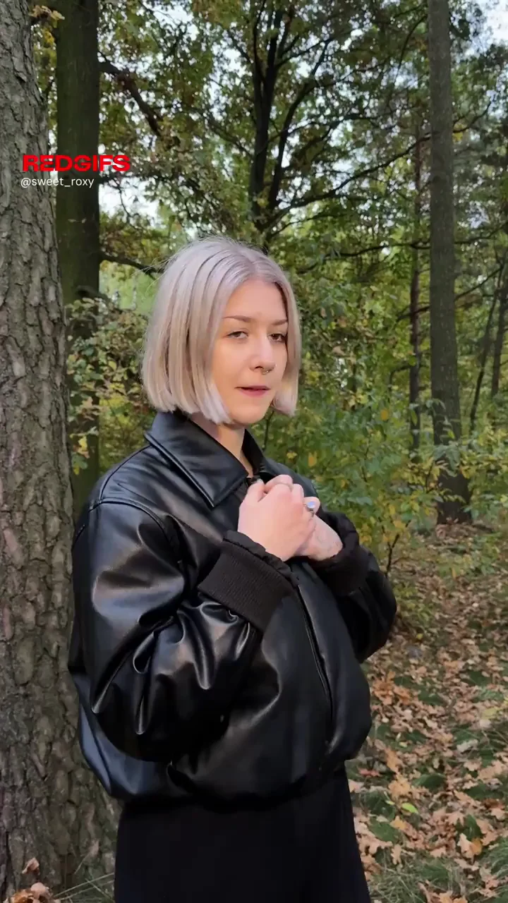 Blonde Babe Flashes Massive Tits in Forest Woods 🌳🍈🍈