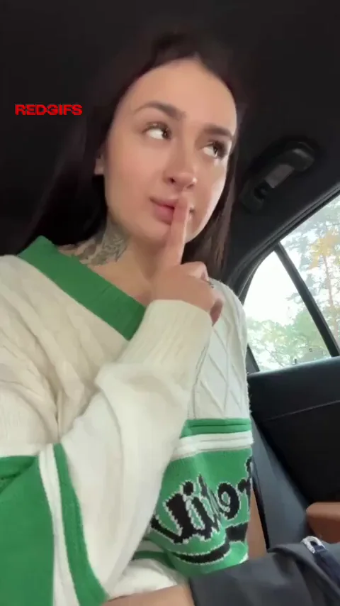 Juicy Teen Slut in Car: Make Me Your Pornstar? 🍑🔥