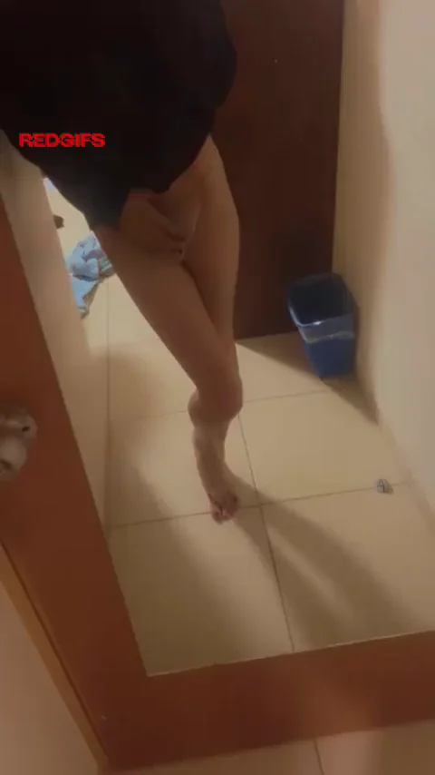 I wanted to sleep but after going through the sub I need to goon the night off 😵‍💫, anyone wanna help me?