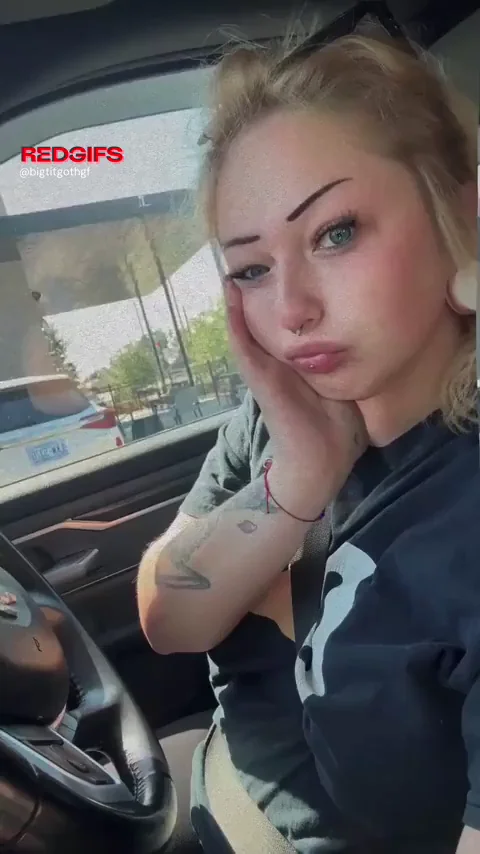 Where is the wildest place you’ve ever masturbated? Did you want to get caught? I rubbed my pussy until I came while waiting in line at Starbucks, I only wanted to get caught if they’d fuck me after😋
