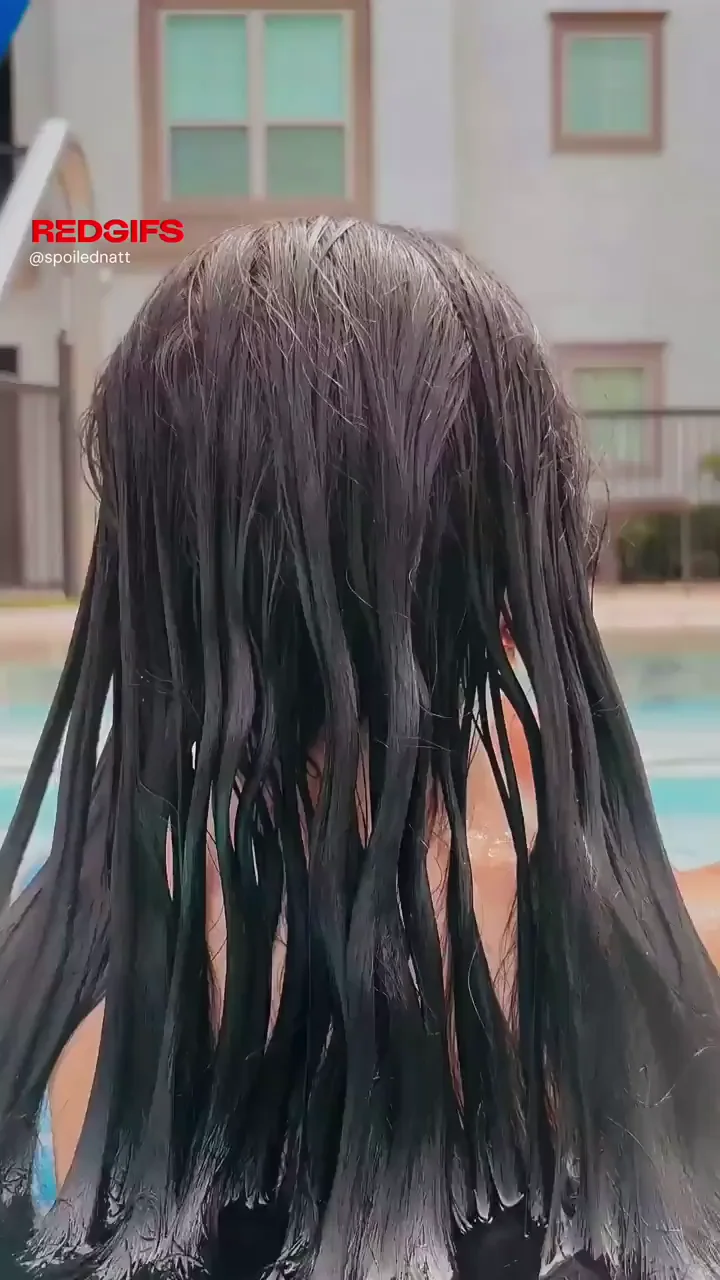 Latina's Juicy Ass Poppin' in Tiny Bikini? 😈🍑💦
