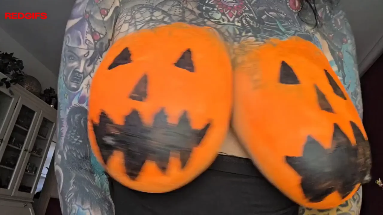 Trick or Titty Treats 🧛‍♀️🎃🍈🍈