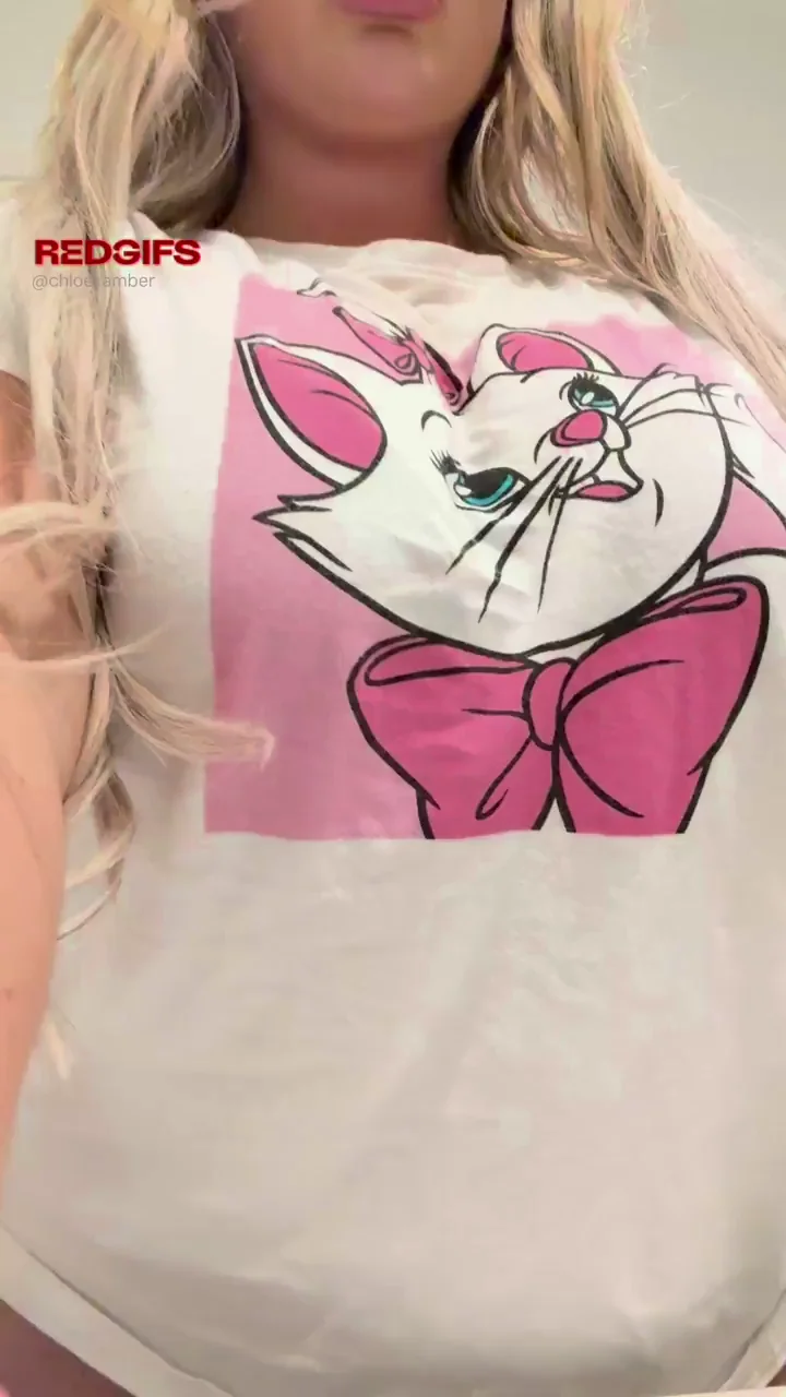 I just love showing off my bouncy boobs
