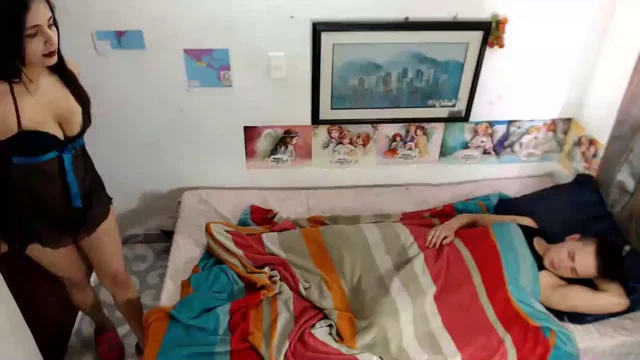 🔥 Horny Sis Sneaks In & Rides Bro's Thick Cock Hard 😈
