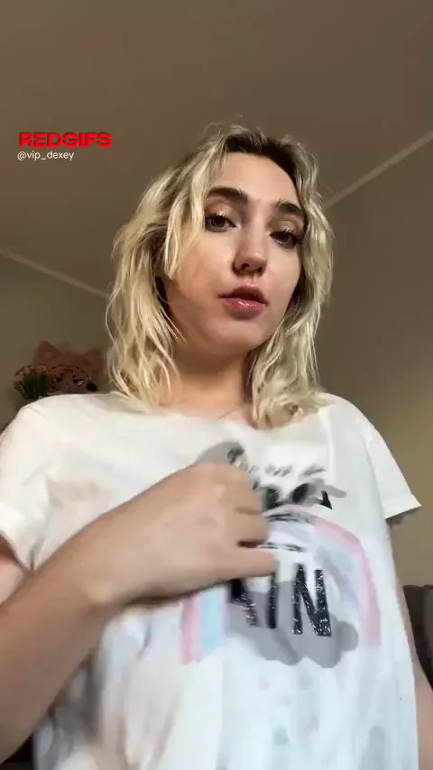 Honest Opinion on My Massive Tits? 🍈🍈🔥