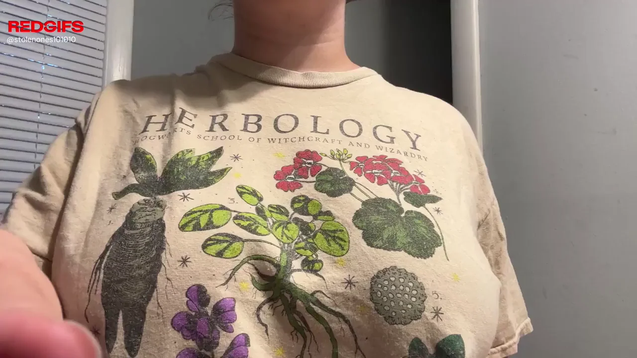 Big natural boobs