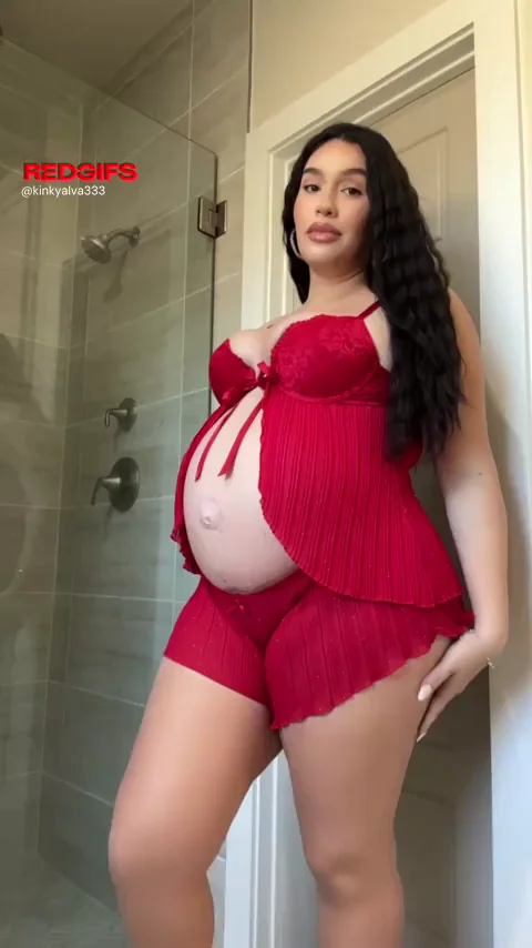 Pregnant mami