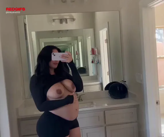 Mommy milkers