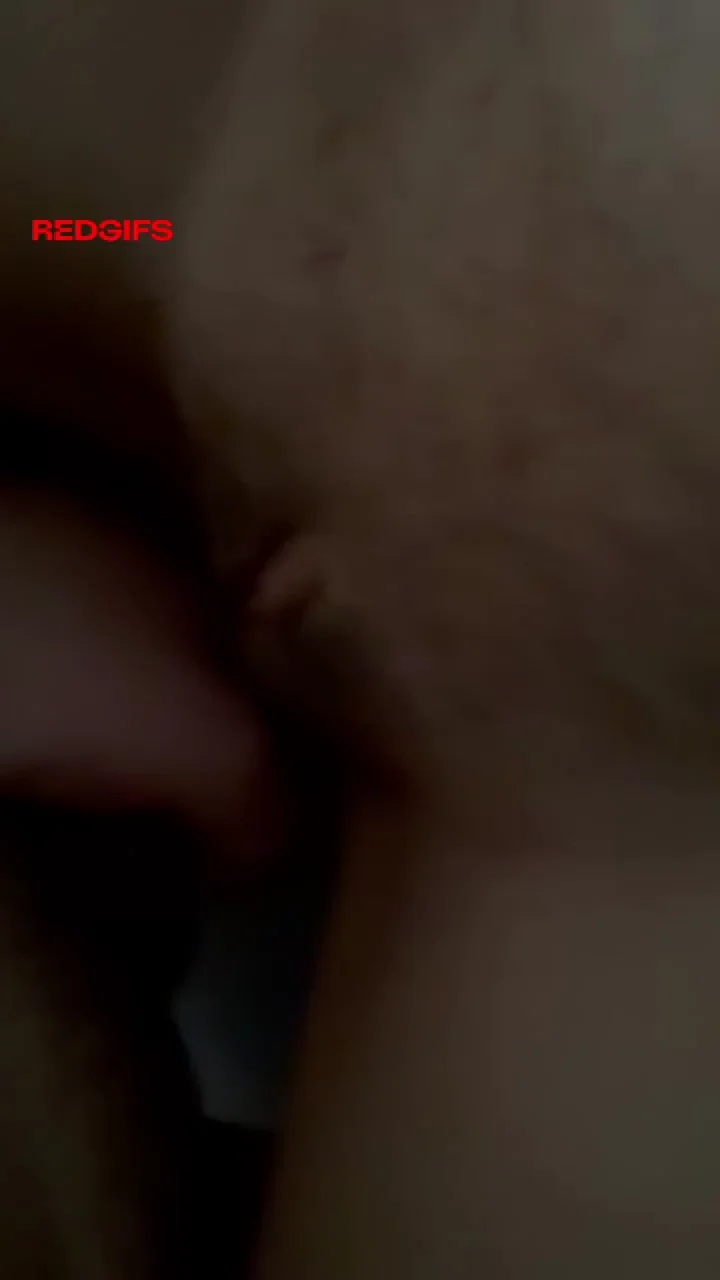 Cumming on pregnant wife