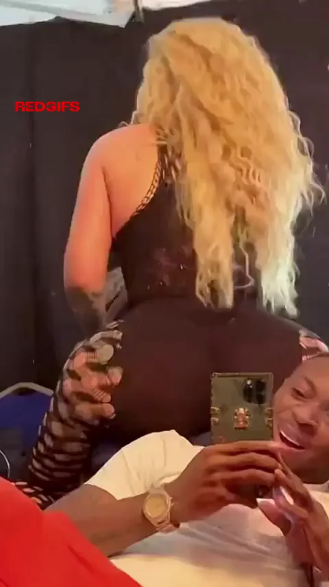Who Dat PAWG? Iggy Twerkin' That Massive Booty on His Lap!