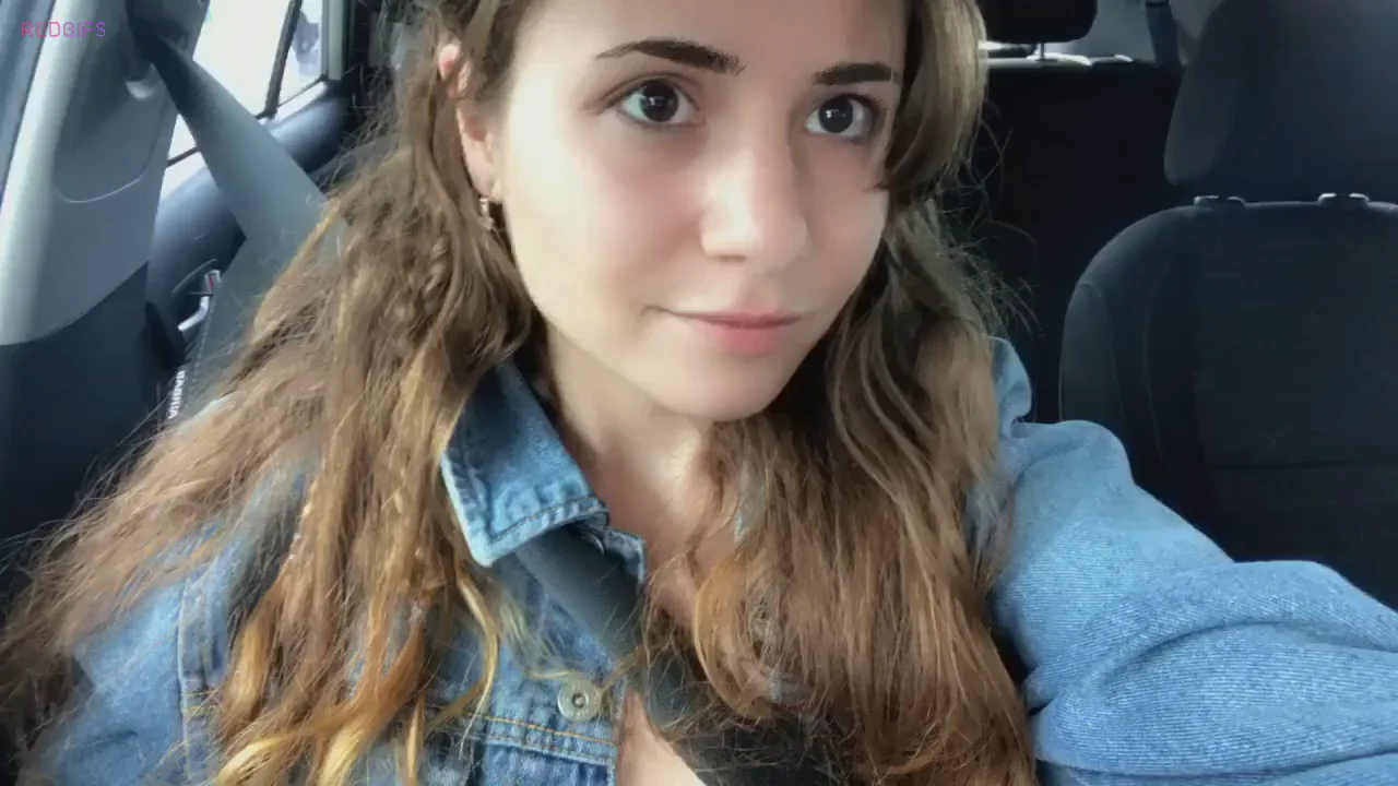 Lunch Break Tease: Tiny Cutie Flashes Her Tight Pussy in the Car