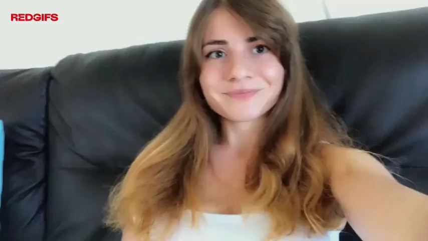 Sit with Me & Tease My Tight Teen Pussy 😈🍑