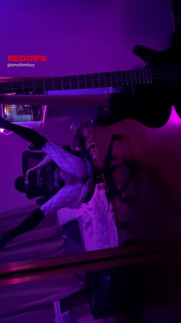 Petite Trans Slut's Perfect Fuck-Hole Tease 😘🖤