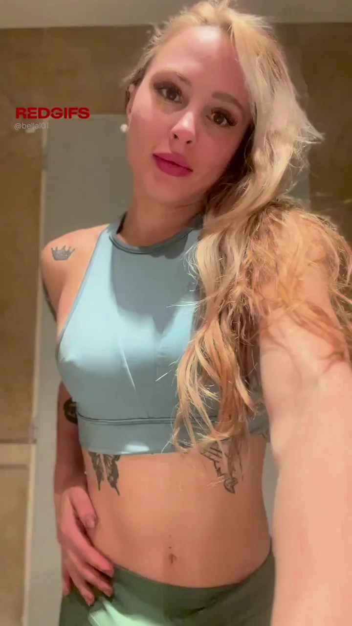 Blonde Trap Whore Begs: 'Fuck Me Like Filth All Night Long'