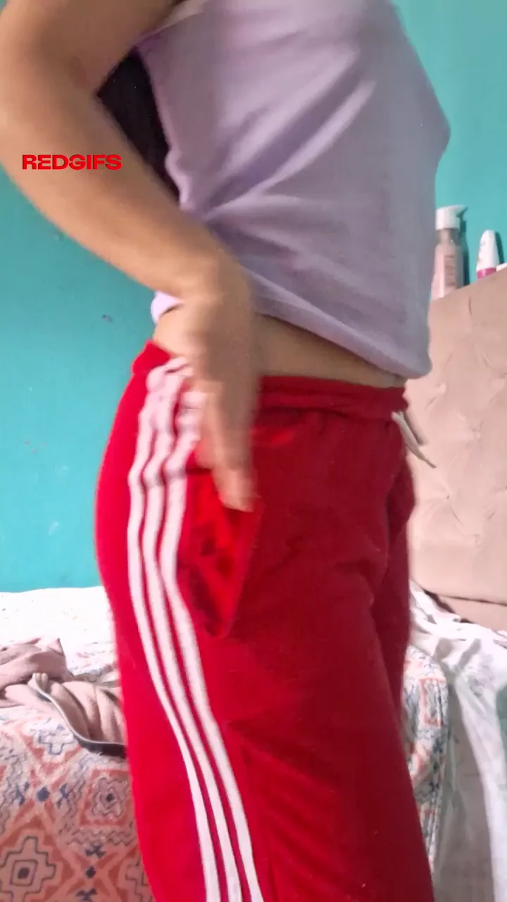 Twerking behind my boyfriend's back
