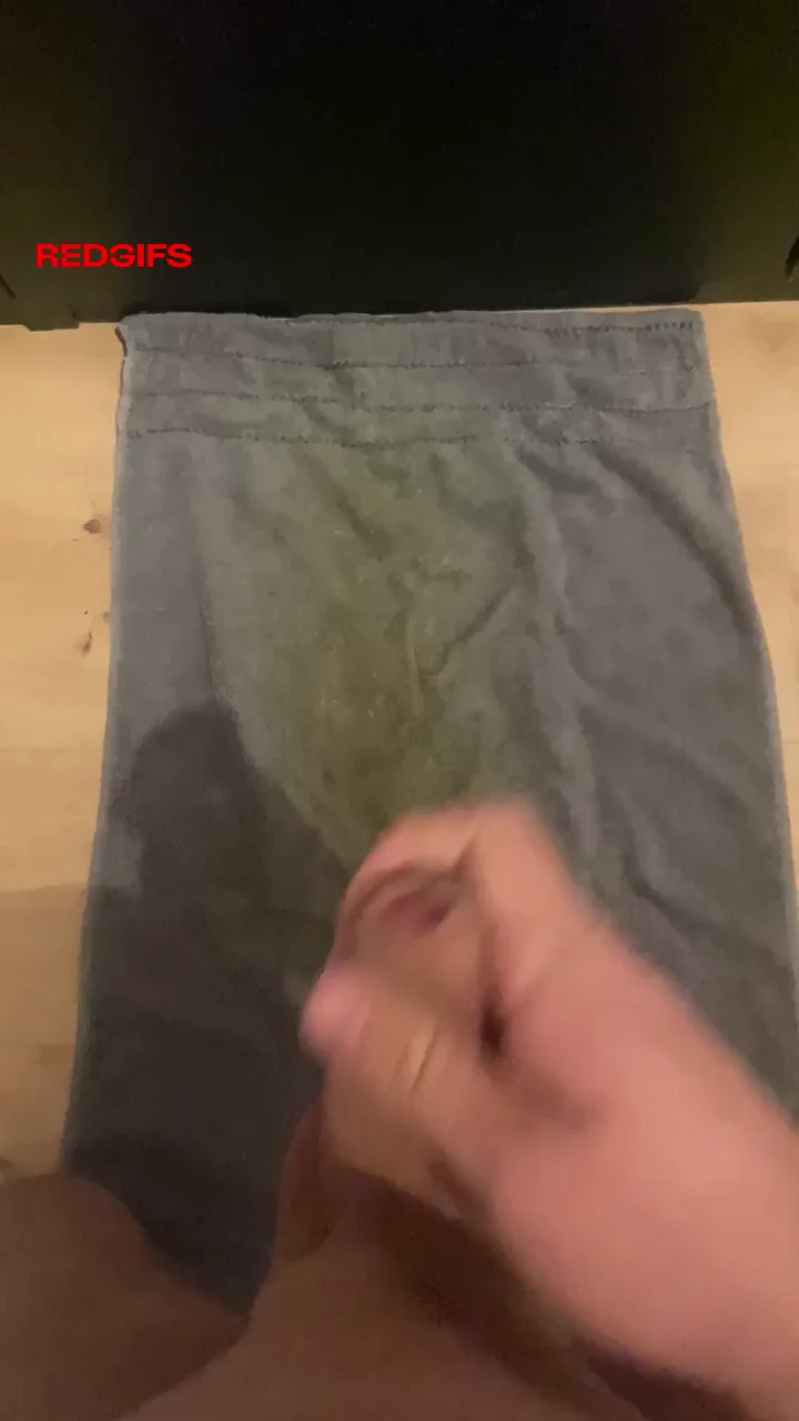 Did a handsfree cumshot again. What do you think?