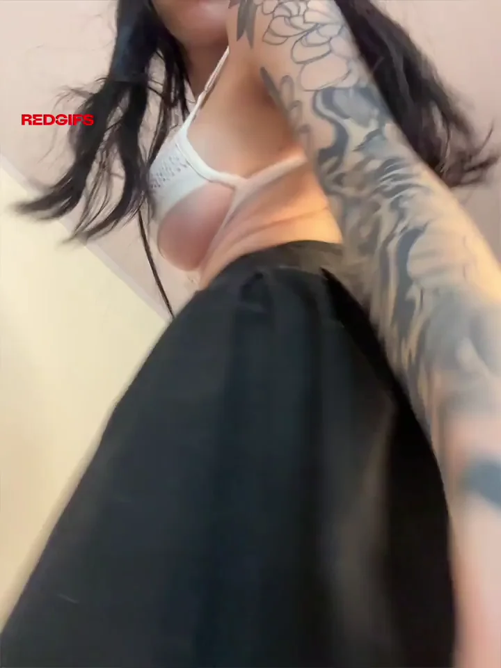 I think this skirt is too short for a first date