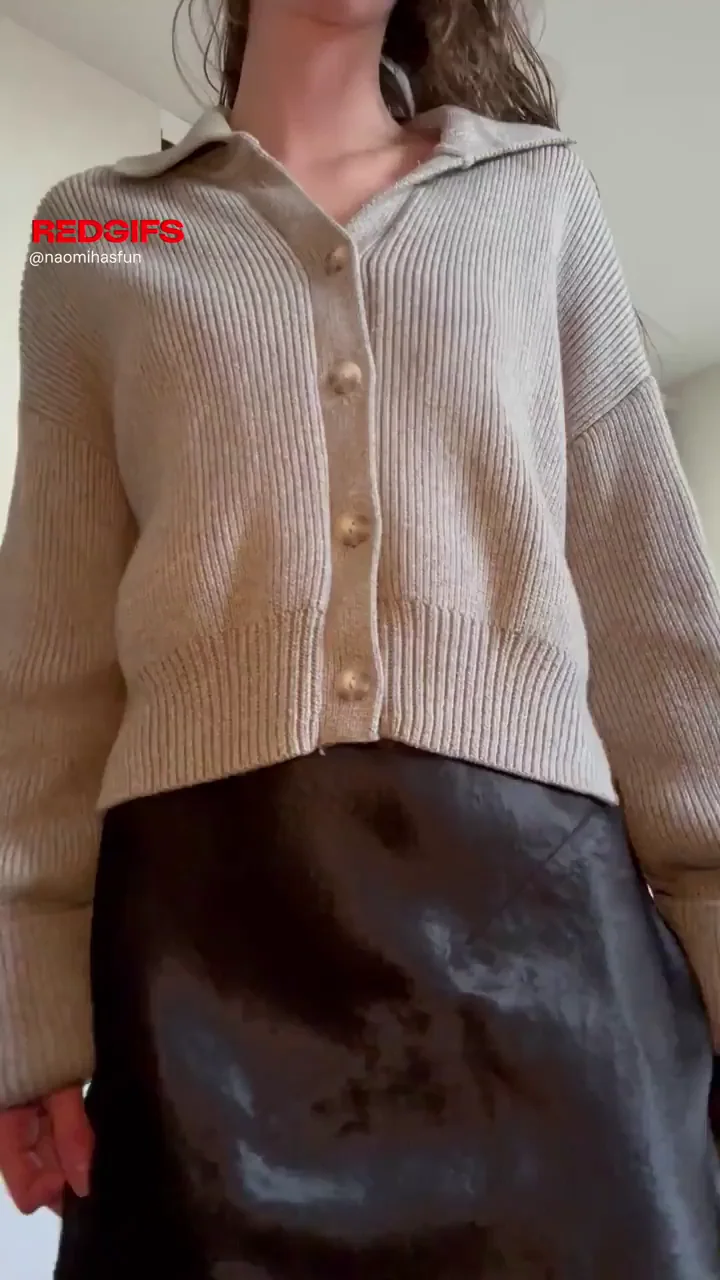 Petite Slut Skips Panties for That Teasing Skirt Flash