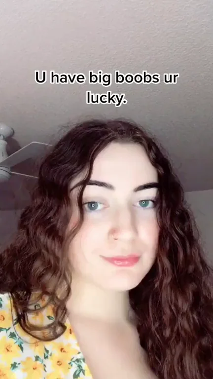 🍈🍈 Legal Teen Hangers Tease - Massive Jiggly Boobs! 😍
