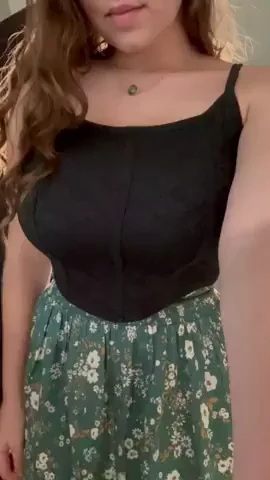 Hotwife's Massive Naturals Tease: Staying Thick & Titted for You