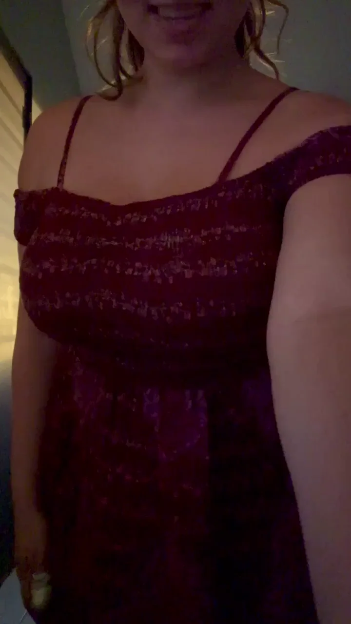 Bouncy PAWG Wife Teases with Massive Jiggling Tits & Thick Ass