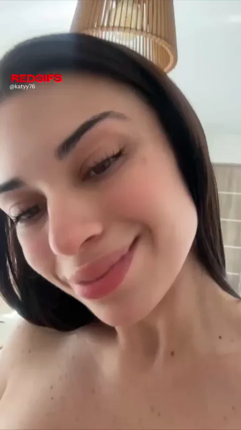 My tits need to be licked