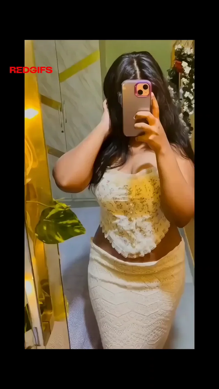 21(f) Horny Indian college girl available for sexting and more fun...
