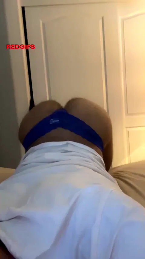 Heart-Shaped Sissy Booty Tease ❤️