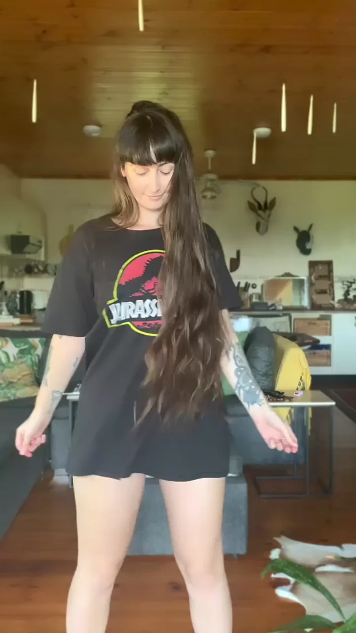 JP + Naked alt girl = Perfect date