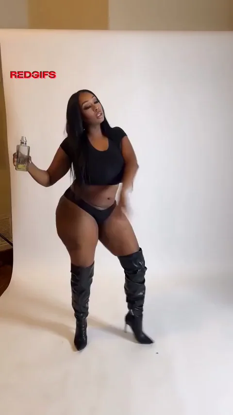 Pregnancy really did her bbl justice fr