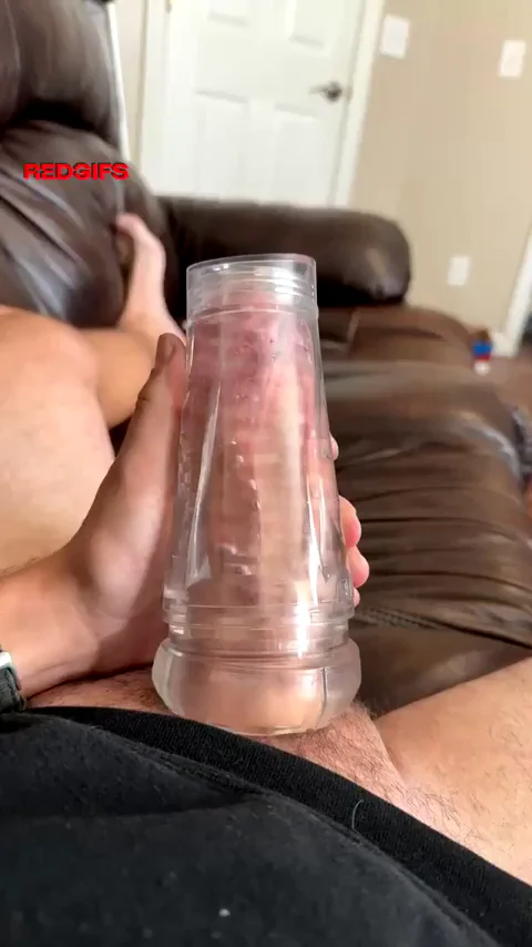 I love seeing the top fill with cum