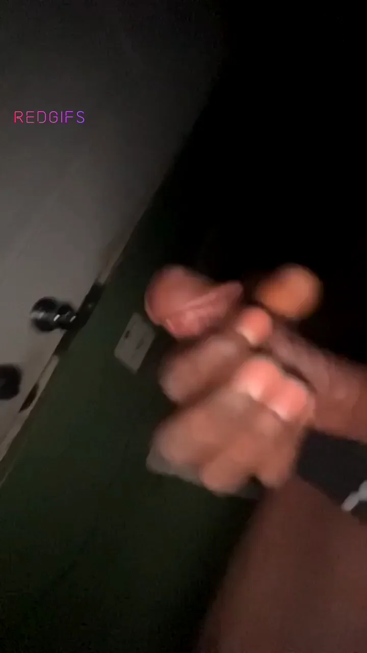Making That BBC Spit Thick Ropes💦