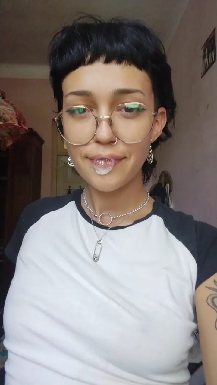 Have you ever seen a more adorable whore?
