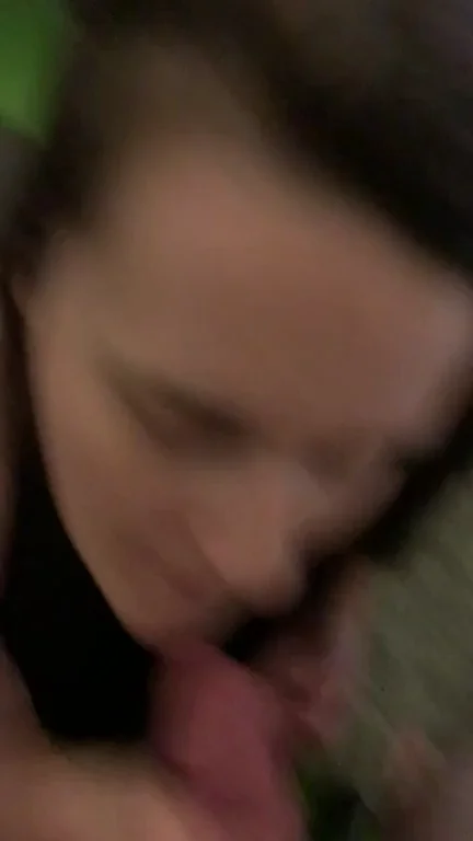 I’m begging for your cum..turn your sound on ?