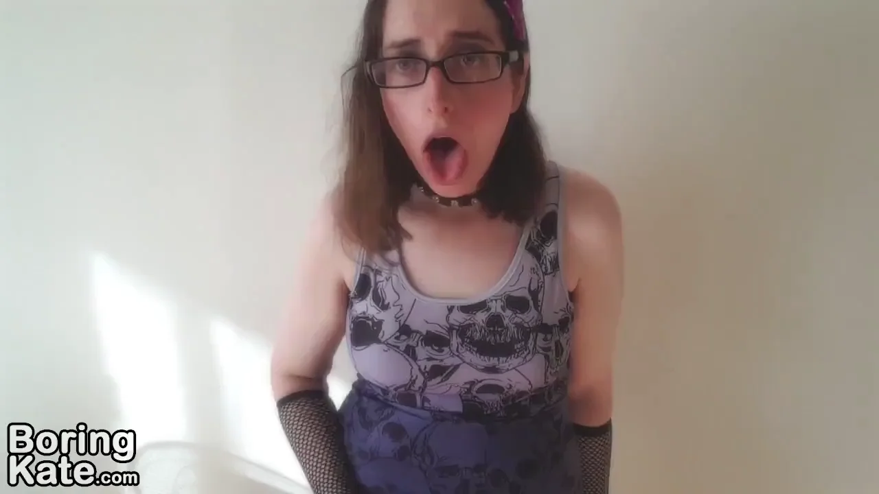 Hey, sluts!!!! Just a regular girl with a dick!!!!!