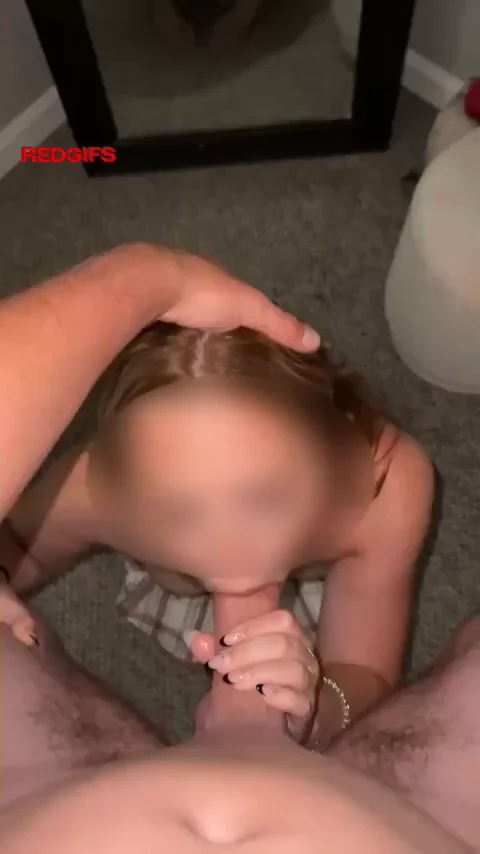 F(20) M(21) Gaggjng on my fiancé’s cock 😍