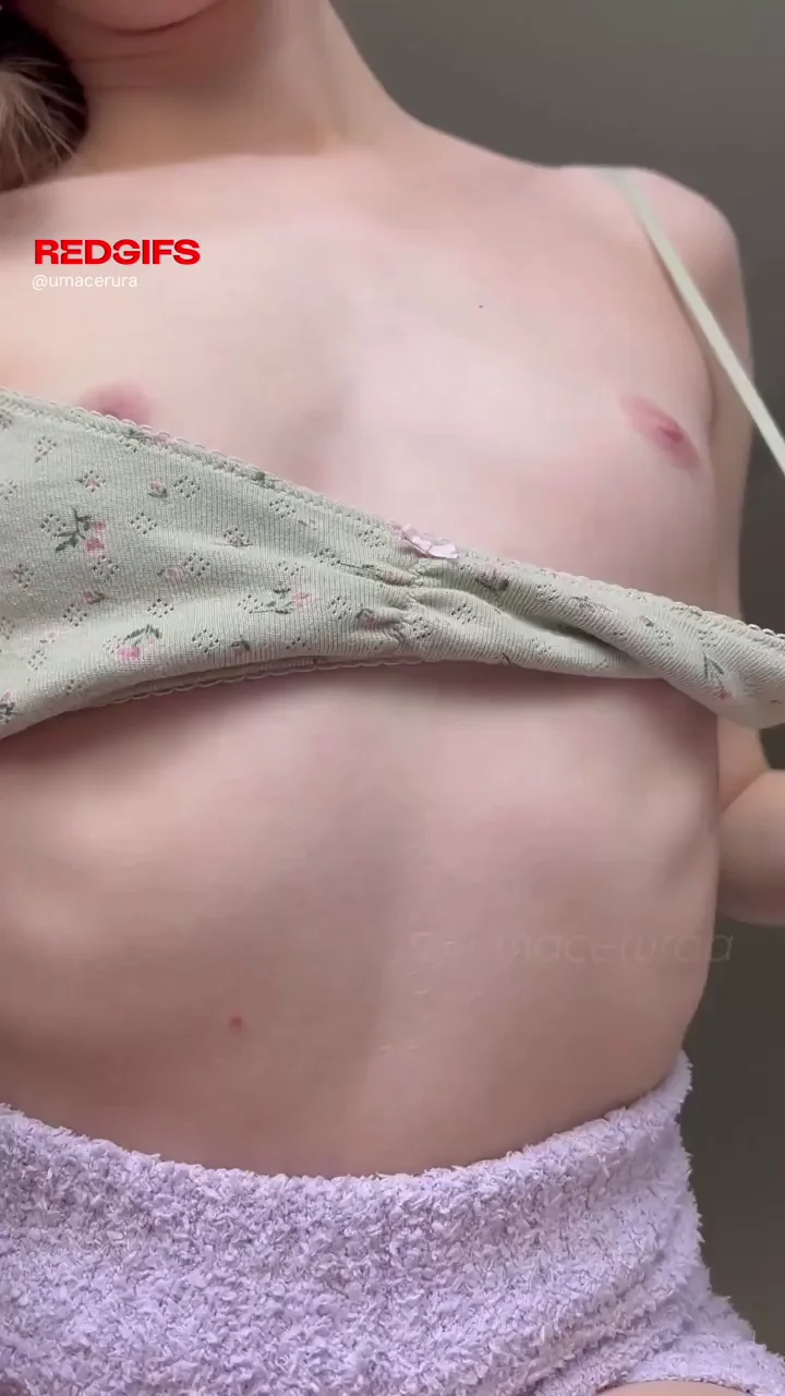 I hope petite tits and no tattoos is still hot