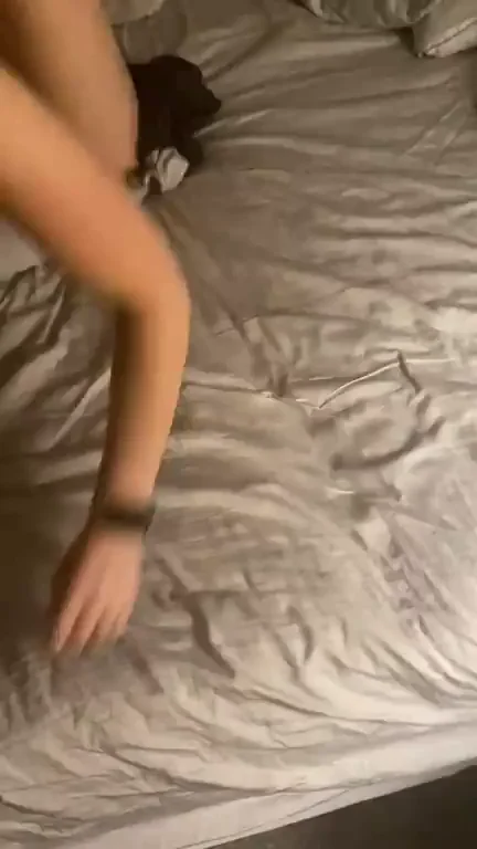 PAWG Wife's Jiggly Ass Worships Big Dick Sloppy Suck 😈🍑💦