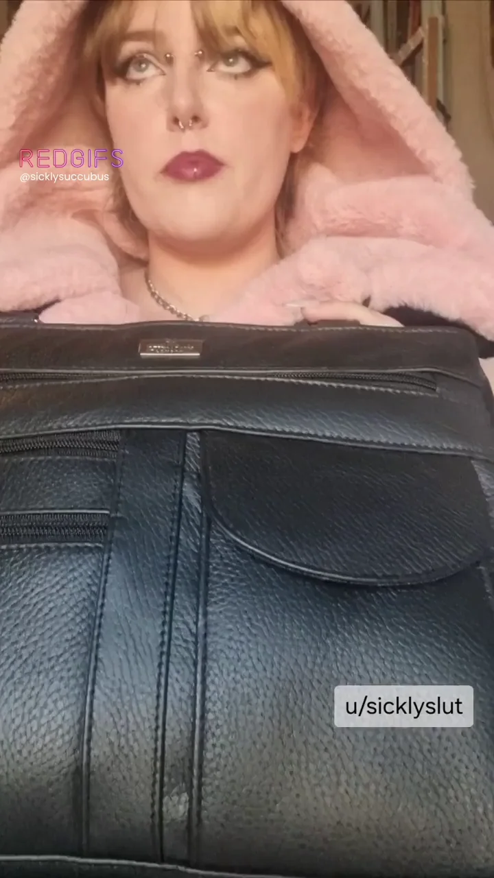 It's coat season again! You know what that means ♿
