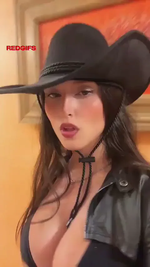 Latina big tiddies